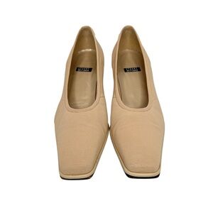 STUART WEITZMAN MESH FABRIC SQUARE HEEL BEIGE SHOES SIZE 7